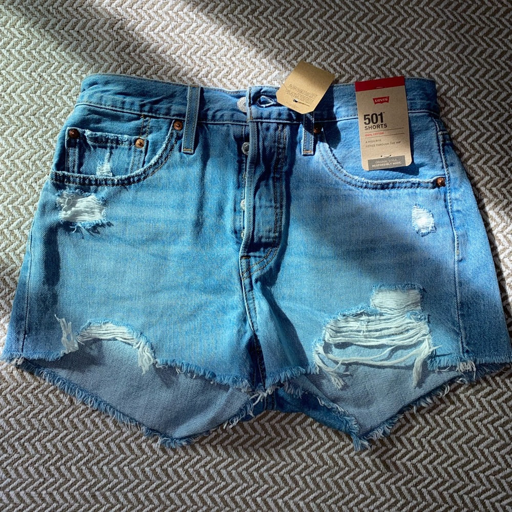 Levi Shorts